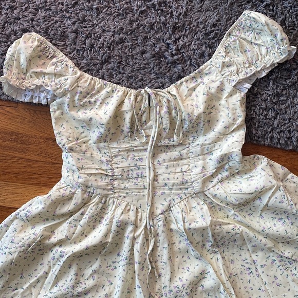 Princess Polly Ruched Waist Off the Shoulder Floral Mini Dress Romper NWT - Picture 6 of 17